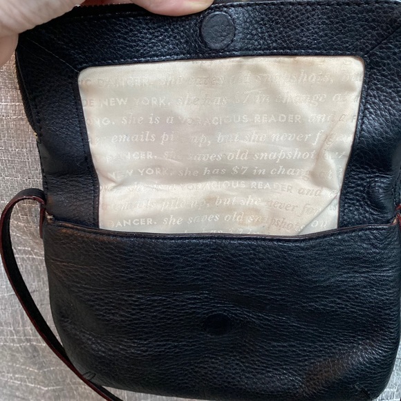 Kate Spade 💯 Authentic vintage small crossbody. - Picture 6 of 10